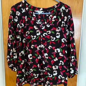 Crown and Ivy Floral top